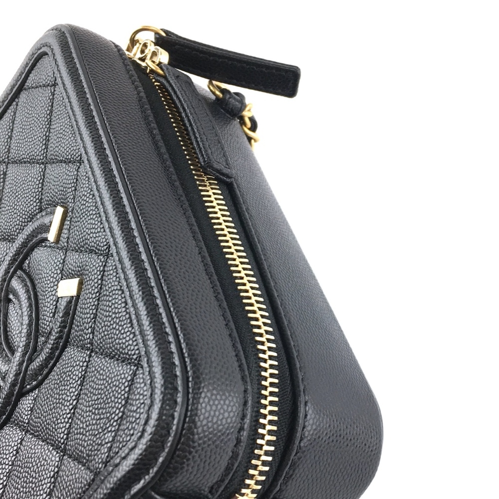 Vanity Case Quilted Small Cc Filigree CrossBodyBag - Picture 5 of 8